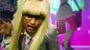 7. The Creep (feat. Nicki Minaj e John Waters)