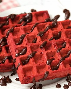 5.1K views · 84 reactions | Recipe: https://www.thebittersideofsweet.com/red-velvet-cake-mix-waffles/ Using a doctored up cake mix these Red Velvet Cake Mix Waffles are a new breakfast favorite! ❤️ | The Bitter Side of Sweet | Facebook