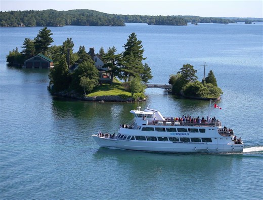 Set sail for the perfect day trip in the 1000 Islands with City Cruises Gananoque