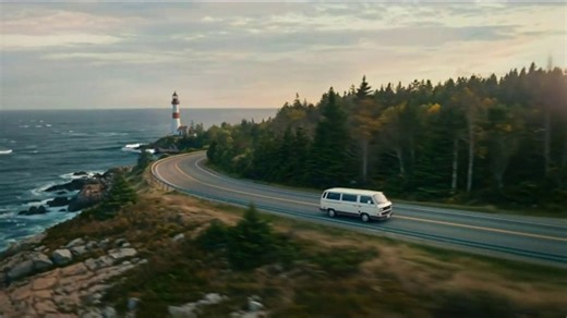 Microsoft Outlook TV Spot, 'Erin Knows Flowers. Copilot Knows Outlook.'