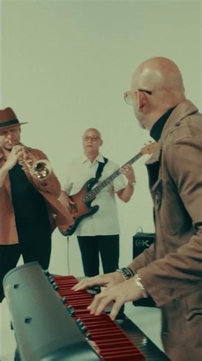 Una obra instrumental con toda la esencia del jazz 🎺🎼 #PlumaNegra #MarlowRosado #Salsa