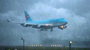 Korean Air Flight 801 continued approach into poor visibility before Guam crash