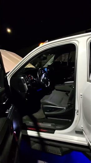 2018 Chevy Silverado sound system upgrade as well with radio 💫