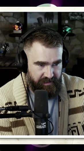 OMG😂❤! Travis CRAZY REACTION after Jason Reveals he PRANKED Taylor Swift. #traviskelce #taylorswift #celebs #podcast #jasonkelce