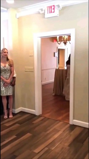 Weeememes on Instagram: "Follow for more weee😂👍 . . . Credit📸: First clip: @geldegulmee Second clip: @jijojoseph777 Third clip: @high.octane.life Fourth clip: @fatclubprez DM✉ for Credit or Removal . . . #weee#wee#door#wedding#excitement#slip#fails#funny#best#againstbullying#fail#weeememes#hair#table#basketball"