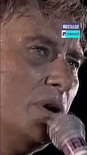 Commencer ce dimanche avec la voix de Johnny Hallyday 😍