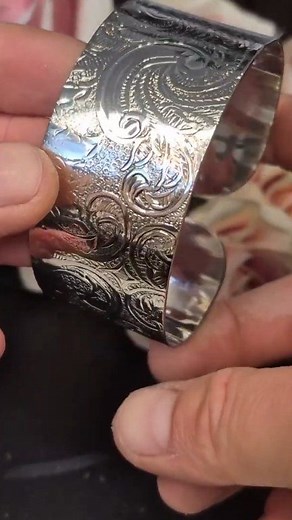 22K views · 474 reactions | Watch how I make a simple cuff bracelet from a broken serving tray ✨️ #handmade #craft | Tom O Crafter | Facebook