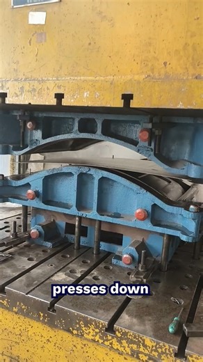 Pressing Down Machine | Giveitlove