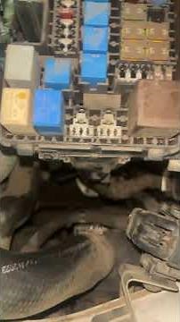 Wiper Relay exchange 4pin and 5pin￼ problem, intermediate not working short information