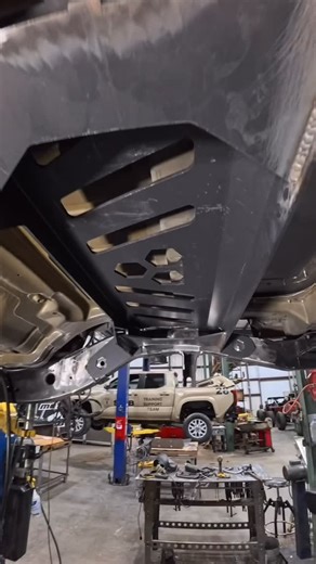 6.1K views · 274 reactions | Front 14” coilover towers—check ✅ Now it’s time for the 16” rear towers with crossmember  Watch as Bender breaks out the grinder and welder to prep the frame for the new setup. Precision work now means big suspension travel later. #Motobilt #ShockTowerUpgrade #CoiloverLife #BenderApproved #BuiltForAbuse #JKUbuild #jeepjku #jeepsontons #jkuworld #fab101 | MotoBilt | Facebook