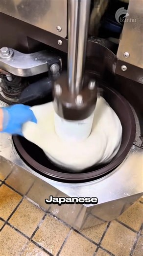 This Is How Real Japanese Mame Daifuku Is Crafted