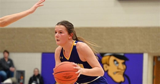 High school girls basketball: Struckman hits go-ahead 3 in OT as Central Lyon beats MOC-FV