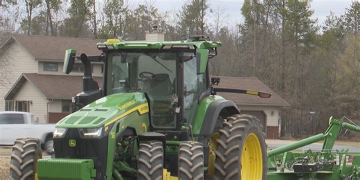 Central Wisconsin farmer becomes first in state to own ‘driverless’ tractor