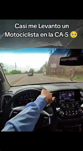 Ay que andar ojo al cristo con estos #motociclistas #san?pedro?sula😍 #elrandomsps #ryder #policia Sinceramente 💔💔💔💔