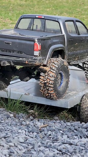 Awesome shot of the element knightrunner with hobywing 2in 1 fusion pro | Derek Krall