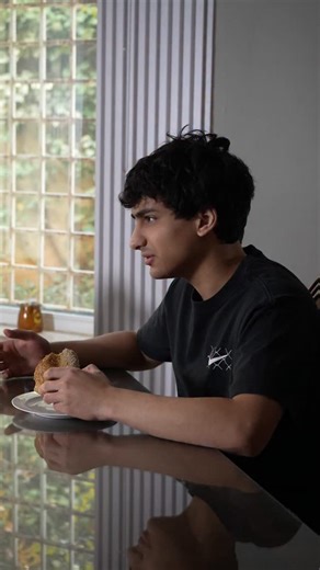 ‎Zaid Horani زيد الحوراني‎ on Instagram‎: "Rocket League Season 21 🚀 Paris vibes 🇫🇷 New cars. New challenges 🚗 Ranked Heatseeker raises the heat 🔥 Rocket Rundown shows your journey 📈 Season 21 is ON 💥 موسم 21 في روكيت ليغ 🚀 أجواء باريس 🇫🇷 سيارات وتحديات جديدة 🚗 Heatseeker رانكد… الحماس أعلى 🔥 Rocket Rundown يحكي قصتك بالأرقام 📊 الموسم بلّش 💥 #epicpartner #ad"‎