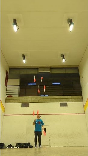How many catches do you count??? #juggling