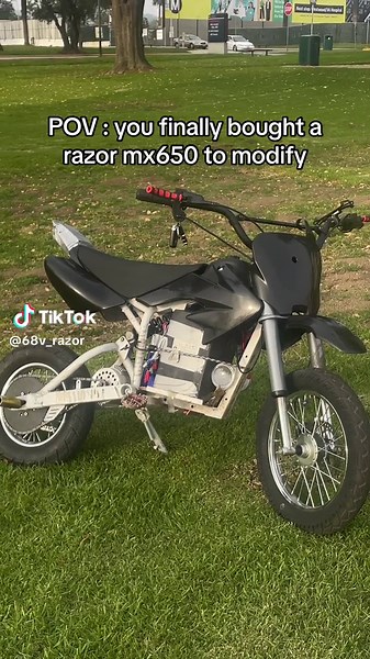 Rly 😍 #moto #trending ##supermoto #motorcycle #moddedrazor #razormx650 #60v #3000w