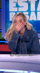 😅 Isabel Forner se vino arriba y quiso improvisar en plena lectura de una noticia, pero un nuevo lapsus lingüístico volvió a interrumpir el normal desarrollo del programa... | Zapeando