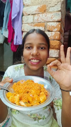 Lo Behan Aloo se kuch bana do 😋#foodshorts #minivlog