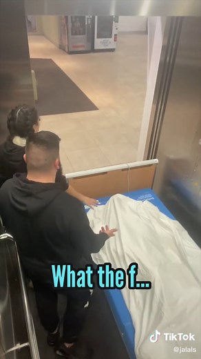 scary hospital prank 💀😂 #funny