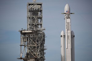 LIVE: SpaceX attempts to launch world's strongest rocket