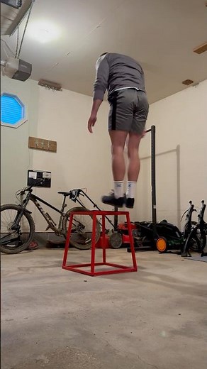 24 inch straight leg box jump
