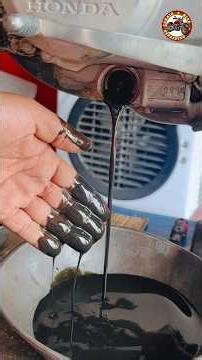 Bike engine flush method ￼ #BikeRepair#MechanicLife#BikeFix#DesiMechanic#WorkshopLife💯💯✔️👍
