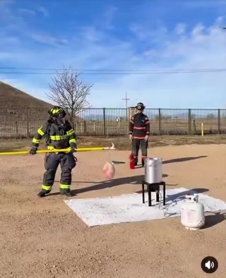 This is how quick a turkey can catch fire in a deep fryer. Be careful this Thanksgiving. #Thanksgiving #fryer #turkey #vetradiosyndicate #fire #SafetyFirst | Vet Radio Syndicate