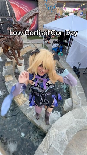 Genshin Fischl Cosplay Low Cortisol Dance