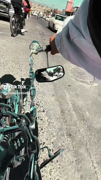 #lowbike #cholo #lowrider #oldiesbutgoodies #fyp