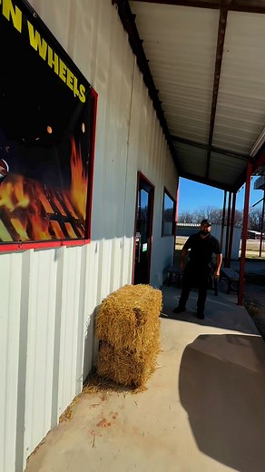 180K views · 2.5K reactions | Big Tony's BBQ Kitchen | 3527 TX-114, Rhome, TX 76078 | Asi se come aca | Facebook