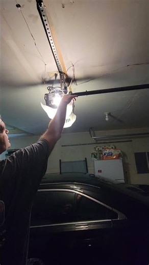 How to program a liftmaster 979L keyess entry #keypad #liftmaster #code #howto #how #diy #garage