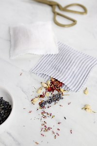 No-Sew DIY Herbal Sachets for Drawers   Laundry