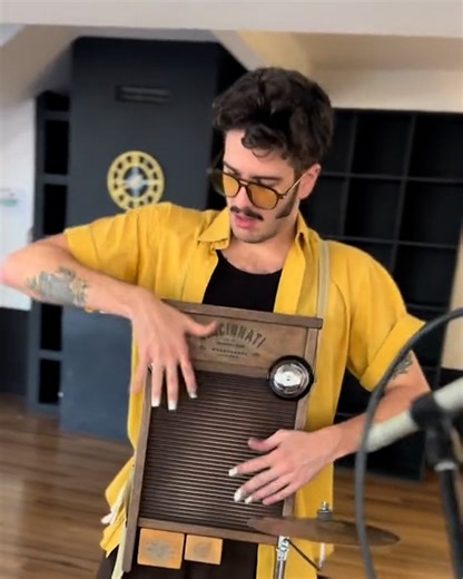 Who would've thought a washboard could sound so good? 🤯 | UNILAD Sound