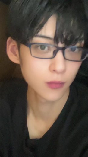 眼鏡男子のコンプレックスをプラスに変えた理由