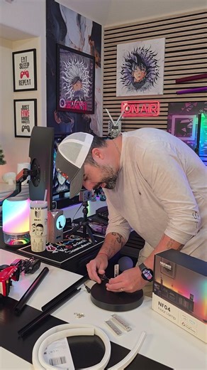 NEEWER NF04 Review | Smart Floor Lamp With Alexa, Google & Music Sync