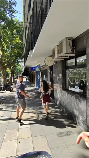 Morfy App 📲 - By @ClubDelBajon on Instagram: "Regalamos hamburguesas y te contamos sobre Morfy😉 La app que te permite salir a comer y ahorrar al mismo tiempo. Con morfy tenes un montón de descuentos en los mejores restaurantes de Buenos Aires🍔 Si todavía no te la descargaste, hacelo y empeza a disfrutar de un montón de promos!"