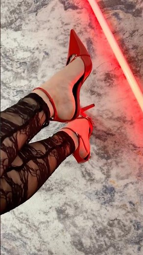 In love with my new red heels 👠 #highheel #lace #shoes