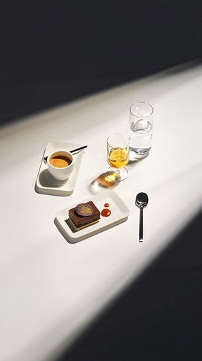 With the SWISS Senses special edition of SWISS Taste of Switzerland, we’re bringing the finest aromas from all four of Switzerland’s language regions on board until 3 March 2026. 🇨🇭✈️ Long-haul travellers in SWISS First, Business and Premium Economy can savour the flavours right from their seat. ✨ From the iconic Alpine charm of St. Moritz and gourmet Geneva flair, to Basel’s colorful aromas and the rich flavors of Ticino – every bite tells a story. Read more here: https://brnw.ch/21wXNI1 #fly