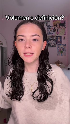 Definición vs. Volumen: Rutina Rizada con Bounce Curl