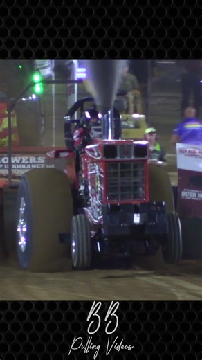 The "Deere Hunter" Limited Pro Stock Tractor pulling in Springfield, TN! #tractorpulling #tractor #diesel #caseih #johndeere | BB Pulling Videos