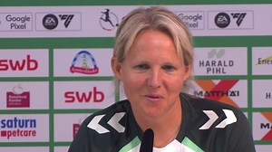 Werder-Frauen stellen neue Trainerin "Fritzy" Kromp vor