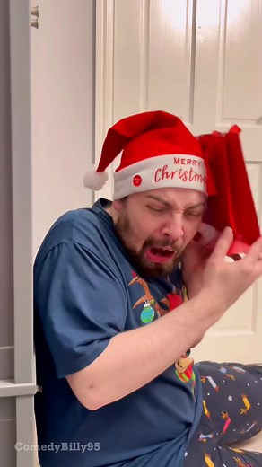 When you don’t like your Christmas present. 🎁🎅
