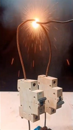 Don't Short Circuit! The Right Way to Check an MCB with a Multimeter