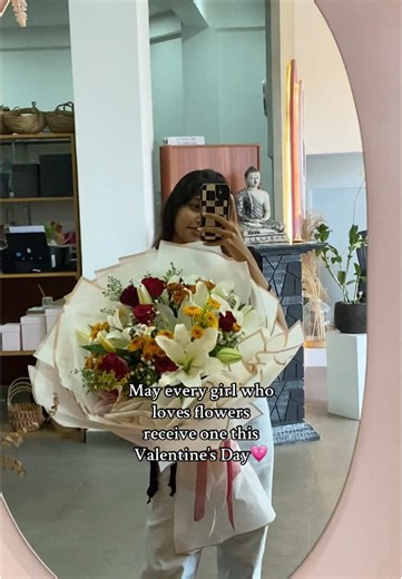 Valentine's Day Flower Surprises for Every Girl