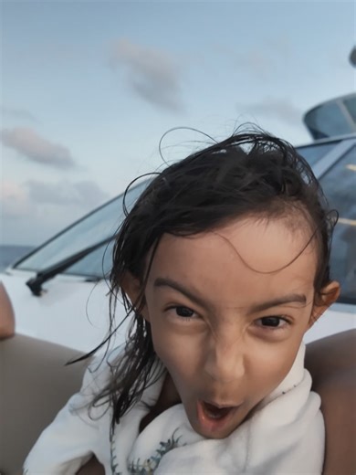 Aayush Sharma on Instagram: "October Katam.. November Shuru .. matlab back to work. Until then #throwback"