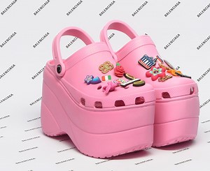 The 20 most viral fashion moments of 2021