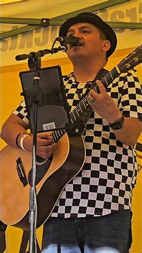 Josué Urrutia - Johnny Too Bad (Slickers) Solo LIVE Clip - Albuquerque, New Mexico (Apr 20, 2025)