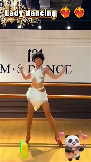 Lady dancing #happydance #dance #latindance #music #shortvideo